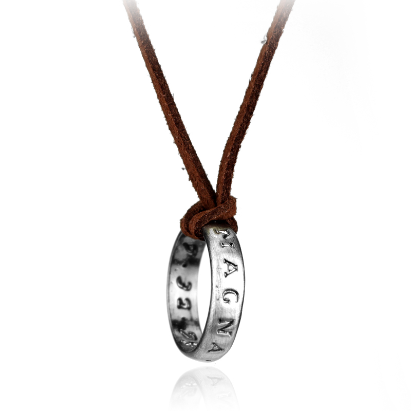 Anime Pendant Necklace - Collar de cadena de cuero con