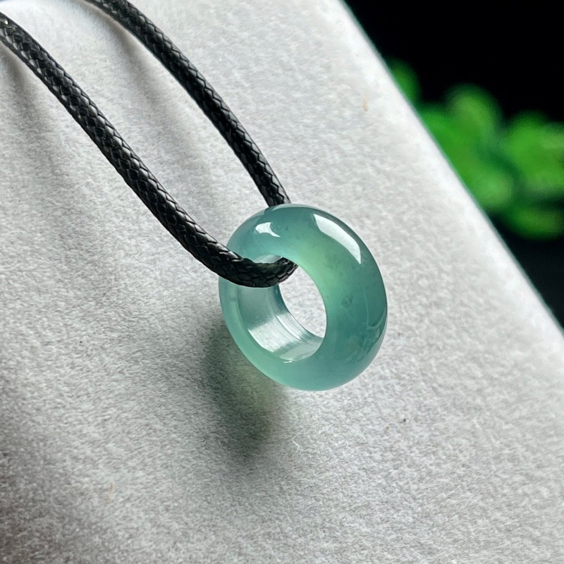 Necklaces - Colgante de Anillo con Cuentas de