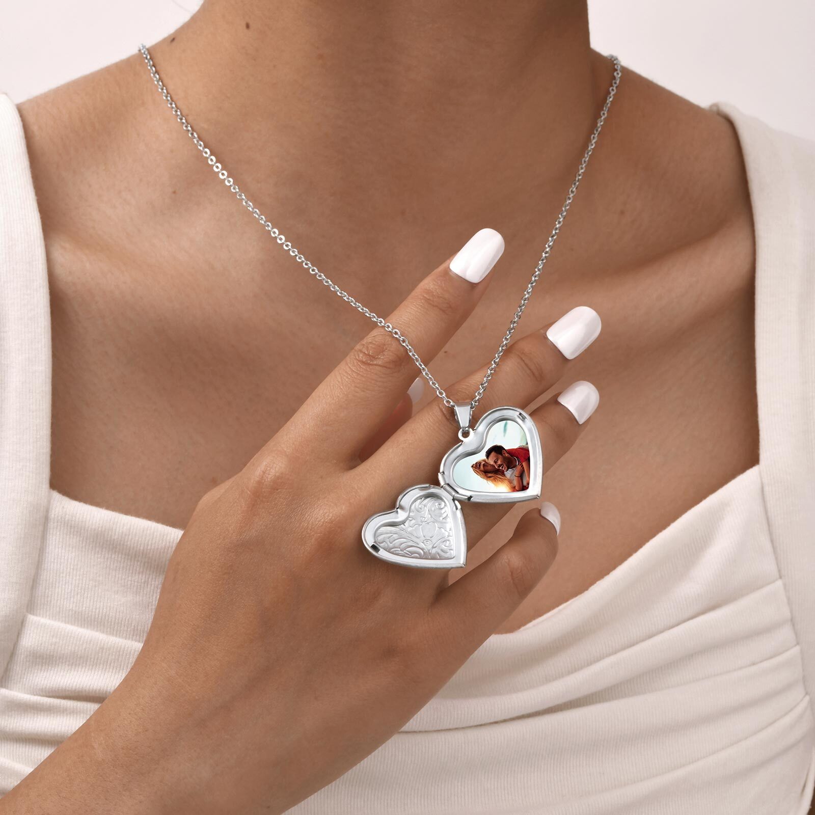 Vnox-collares con colgante de  - Heart Locket Necklace Photo reseña y precio