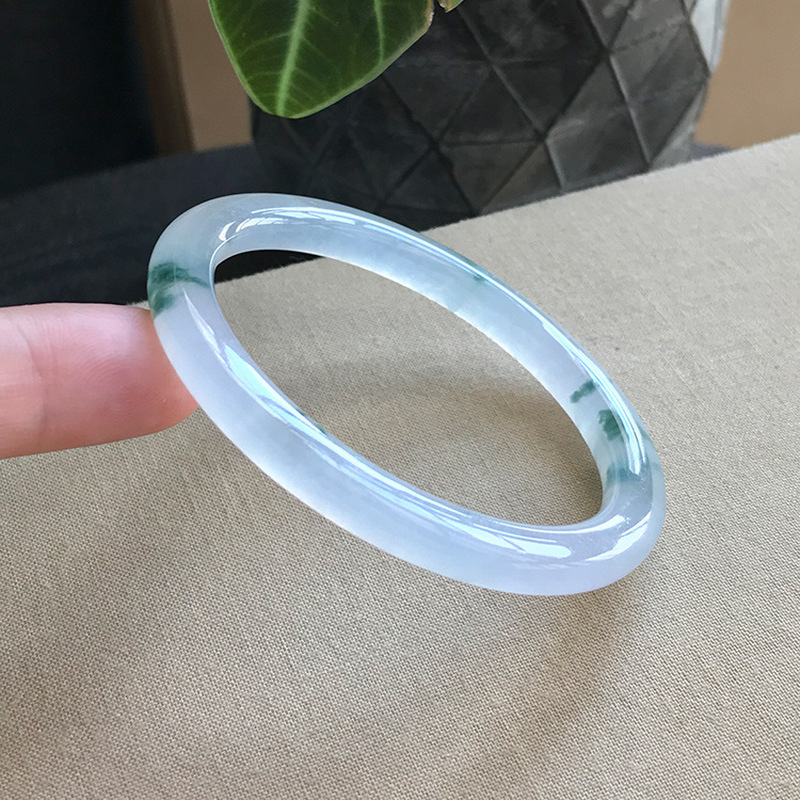 Pulsera de Jadeíta de Mina Ant - Rings reseña y precio