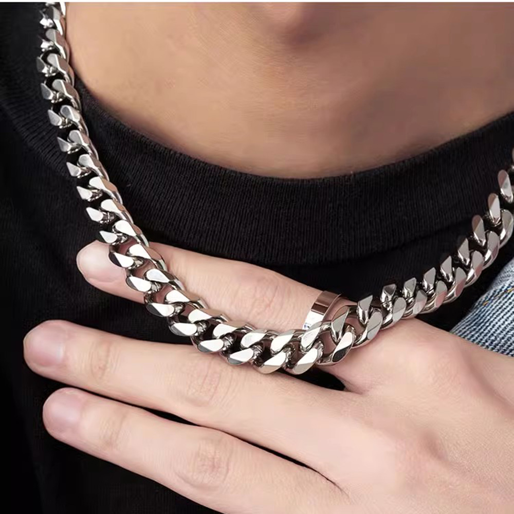 Cadena de eslabones cubanos de - Cuban Link Chain 12Mm reseña y precio